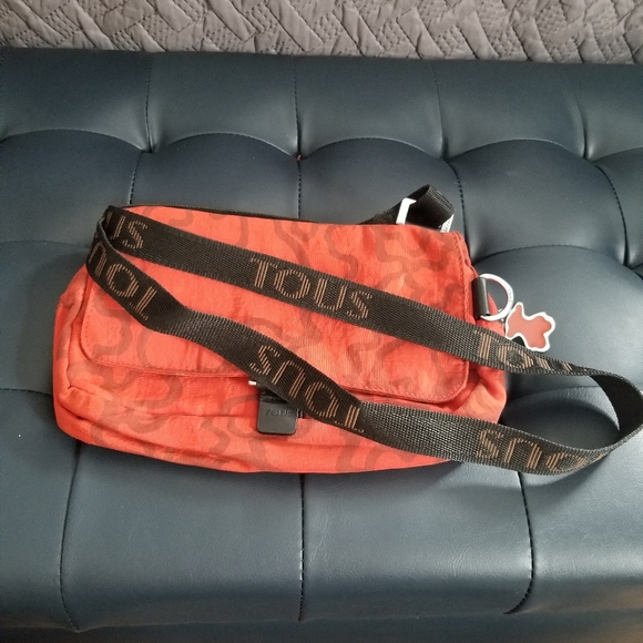 Tous messenger bag. - Picture 1 of 4